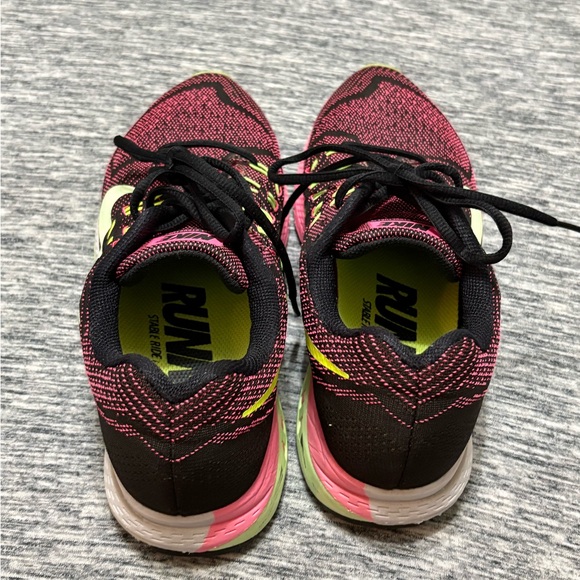 Nike Zoom Structure 18 Ladies Running Shoes Size 9.5 - Picture 4 of 8